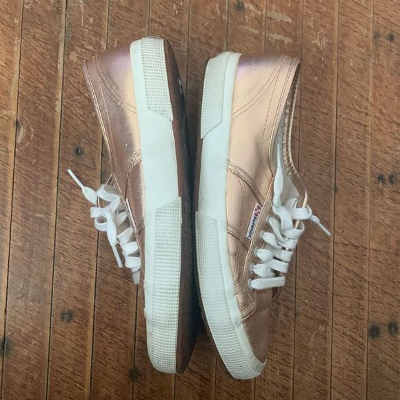 Superga rose gold lace up royalcore Princess Kate style US10 sneakers - Picture 4 of 7